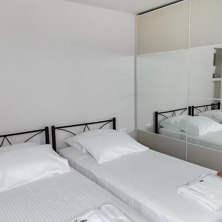 Apartament Aggeliki's *