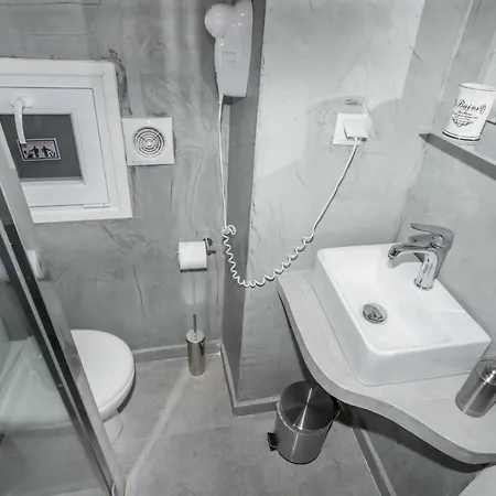 Aggeliki's Apartament *