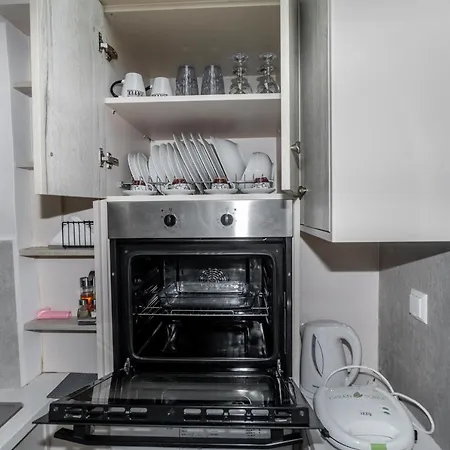 Aggeliki's Apartament *