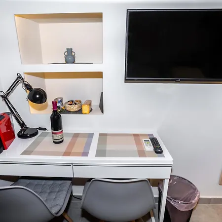 Apartament Aggeliki's *