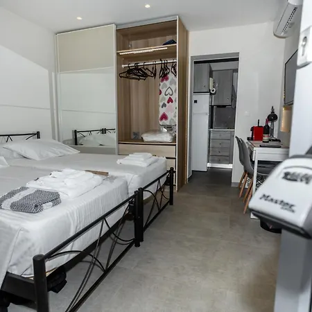 Aggeliki's Appartamento *